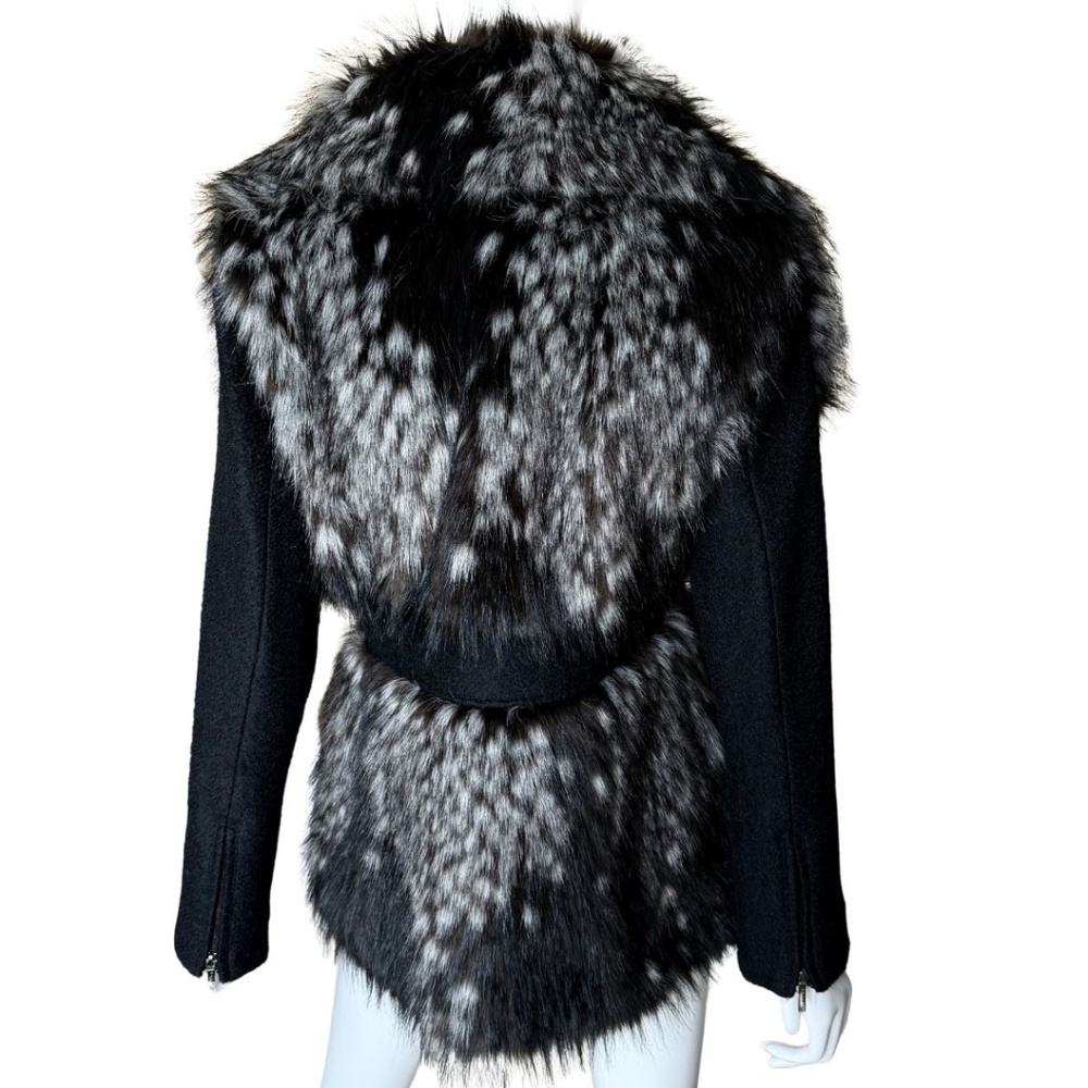 Laundry By Shelli Segal Black And White Faux Fur Coat With Boucle Sleeves Size M - Picture 3 of 7